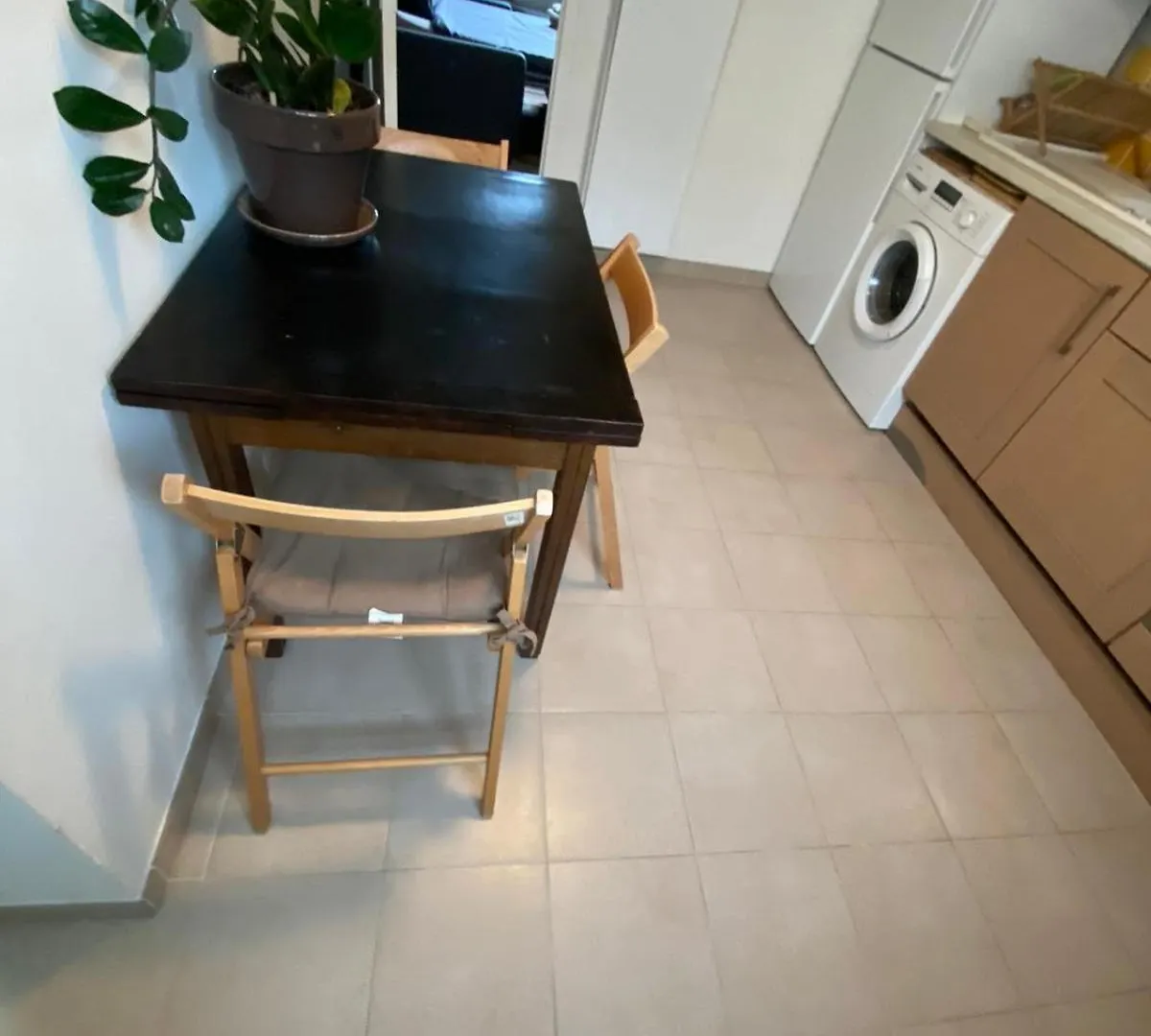 2 Personnes Dans Homestay Paris